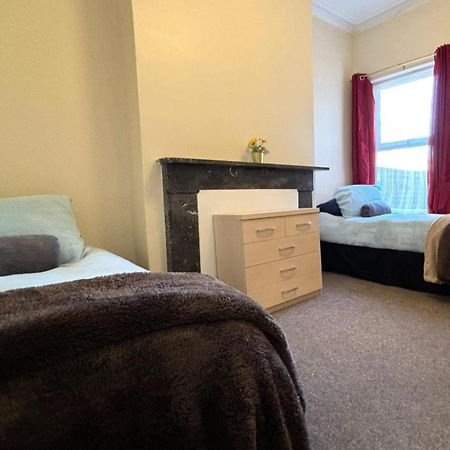 Shirley House 1, Guest House, Self Catering, Self Check In With Smart Locks, Use Of Fully Equipped Kitchen, Walking Distance To Southampton Central, Excellent Transport Links, Ideal For Longer Stays Екстер'єр фото
