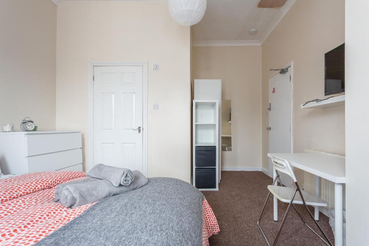 Shirley House 1, Guest House, Self Catering, Self Check In With Smart Locks, Use Of Fully Equipped Kitchen, Walking Distance To Southampton Central, Excellent Transport Links, Ideal For Longer Stays Екстер'єр фото