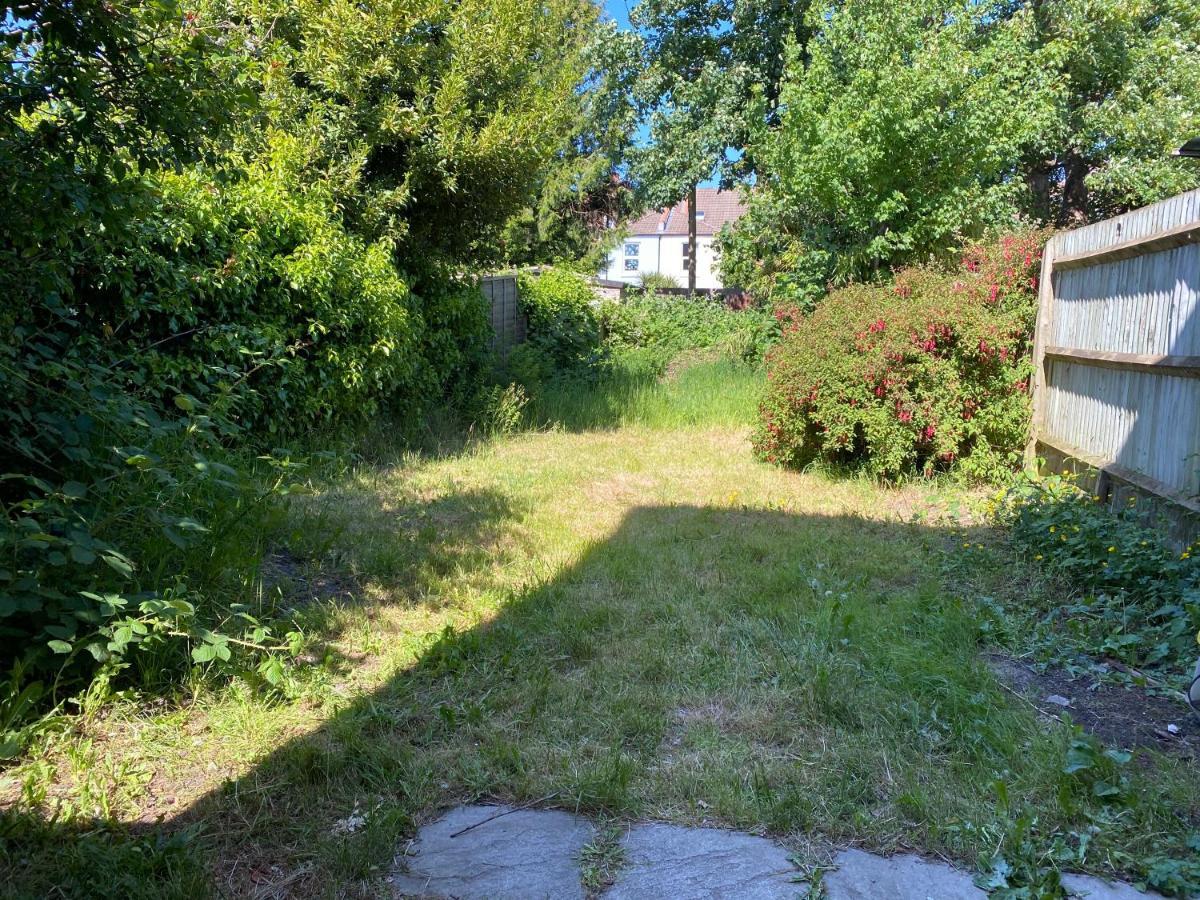 Shirley House 1, Guest House, Self Catering, Self Check In With Smart Locks, Use Of Fully Equipped Kitchen, Walking Distance To Southampton Central, Excellent Transport Links, Ideal For Longer Stays Екстер'єр фото