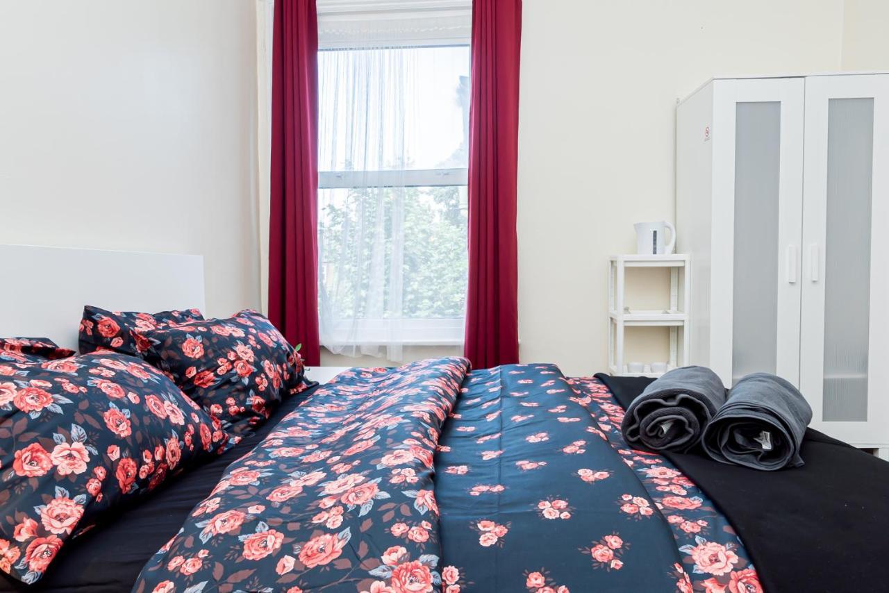 Shirley House 1, Guest House, Self Catering, Self Check In With Smart Locks, Use Of Fully Equipped Kitchen, Walking Distance To Southampton Central, Excellent Transport Links, Ideal For Longer Stays Екстер'єр фото