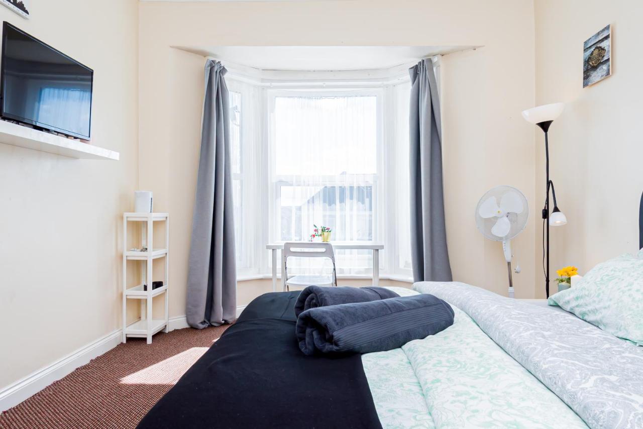 Shirley House 1, Guest House, Self Catering, Self Check In With Smart Locks, Use Of Fully Equipped Kitchen, Walking Distance To Southampton Central, Excellent Transport Links, Ideal For Longer Stays Екстер'єр фото