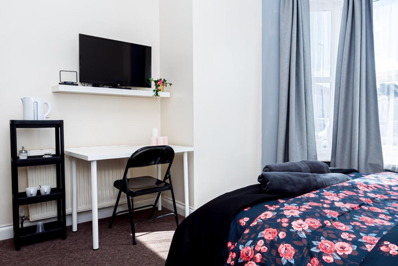 Shirley House 1, Guest House, Self Catering, Self Check In With Smart Locks, Use Of Fully Equipped Kitchen, Walking Distance To Southampton Central, Excellent Transport Links, Ideal For Longer Stays Екстер'єр фото