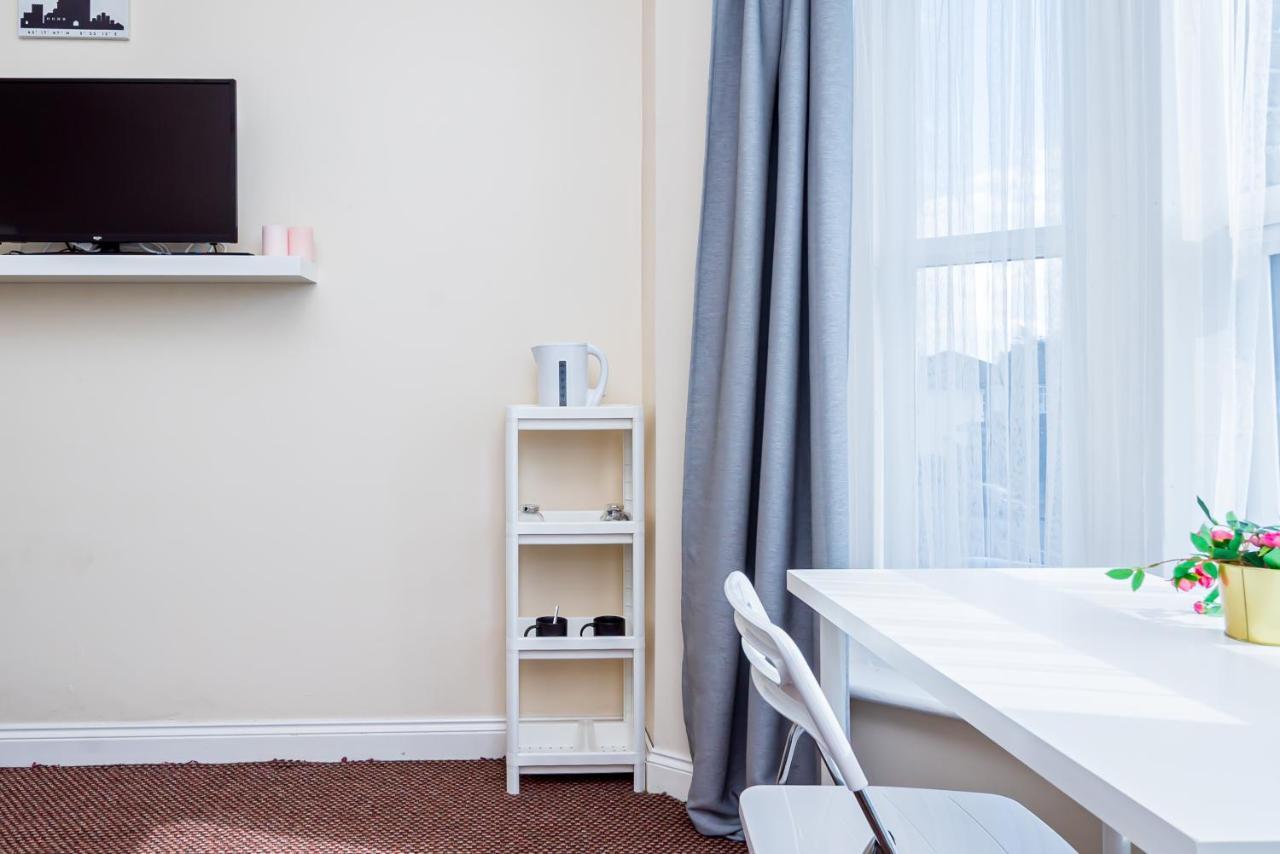 Shirley House 1, Guest House, Self Catering, Self Check In With Smart Locks, Use Of Fully Equipped Kitchen, Walking Distance To Southampton Central, Excellent Transport Links, Ideal For Longer Stays Екстер'єр фото