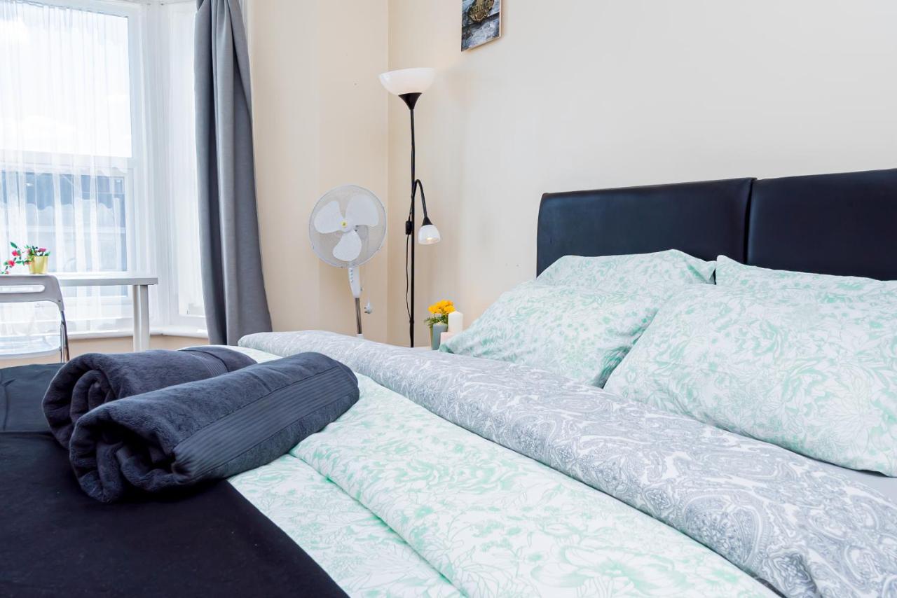 Shirley House 1, Guest House, Self Catering, Self Check In With Smart Locks, Use Of Fully Equipped Kitchen, Walking Distance To Southampton Central, Excellent Transport Links, Ideal For Longer Stays Екстер'єр фото