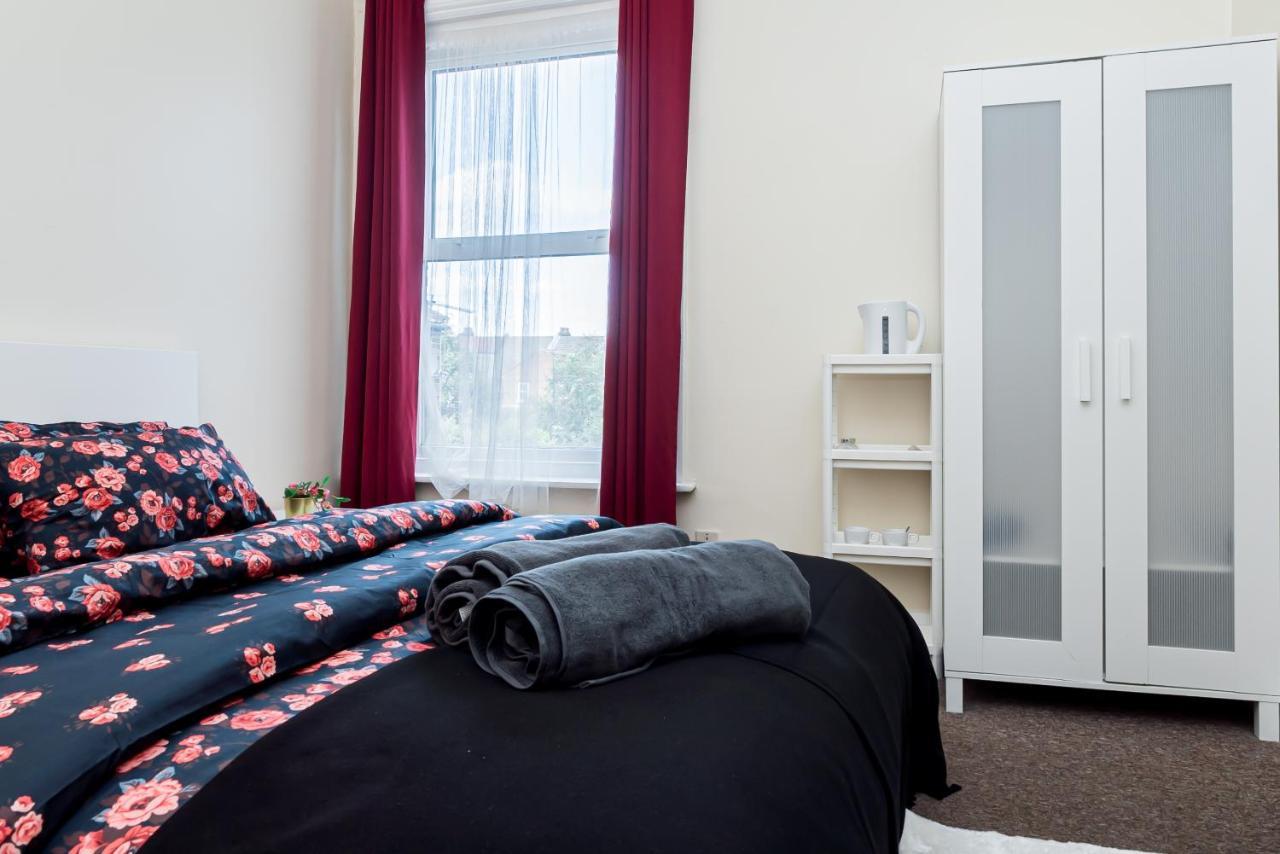 Shirley House 1, Guest House, Self Catering, Self Check In With Smart Locks, Use Of Fully Equipped Kitchen, Walking Distance To Southampton Central, Excellent Transport Links, Ideal For Longer Stays Екстер'єр фото