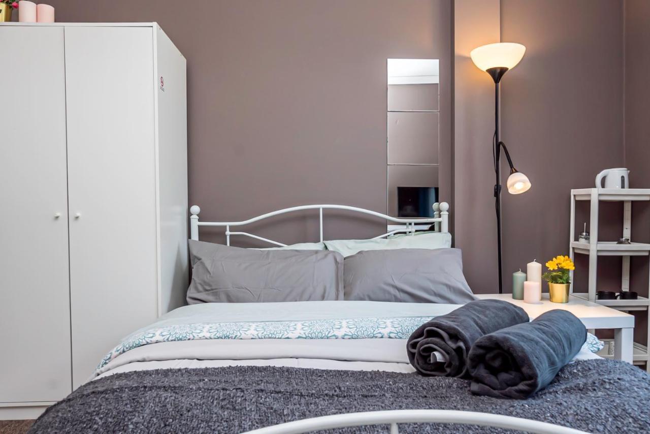 Shirley House 1, Guest House, Self Catering, Self Check In With Smart Locks, Use Of Fully Equipped Kitchen, Walking Distance To Southampton Central, Excellent Transport Links, Ideal For Longer Stays Екстер'єр фото